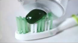 Aloe vera-baseret tandpasta uden fluor.